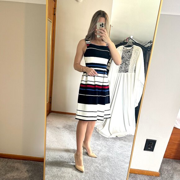 VINTAGE Adrianna Papell white colorblock striped flare dress, Size 4 - Picture 5 of 13